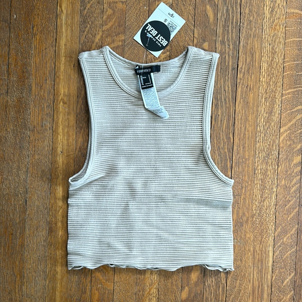 Sleeveless stretchy tank top taupe / tan color